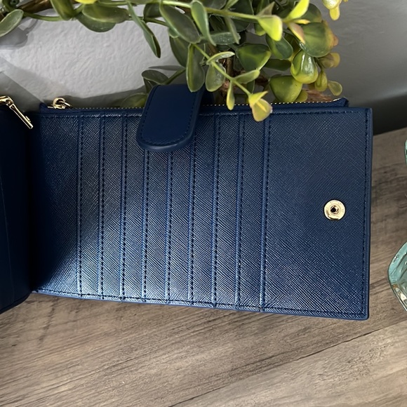 Wallet - Picture 6 of 10